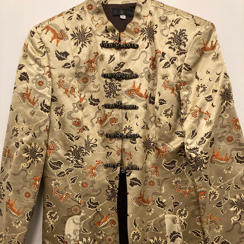 Gold 100% silk Asian jacket